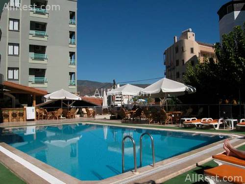 Karen Hotel 3